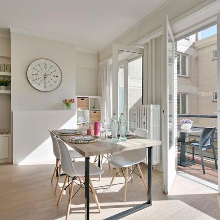 Huswell - Stylish Apartment At The Zeedijk Of Knokke エクステリア 写真