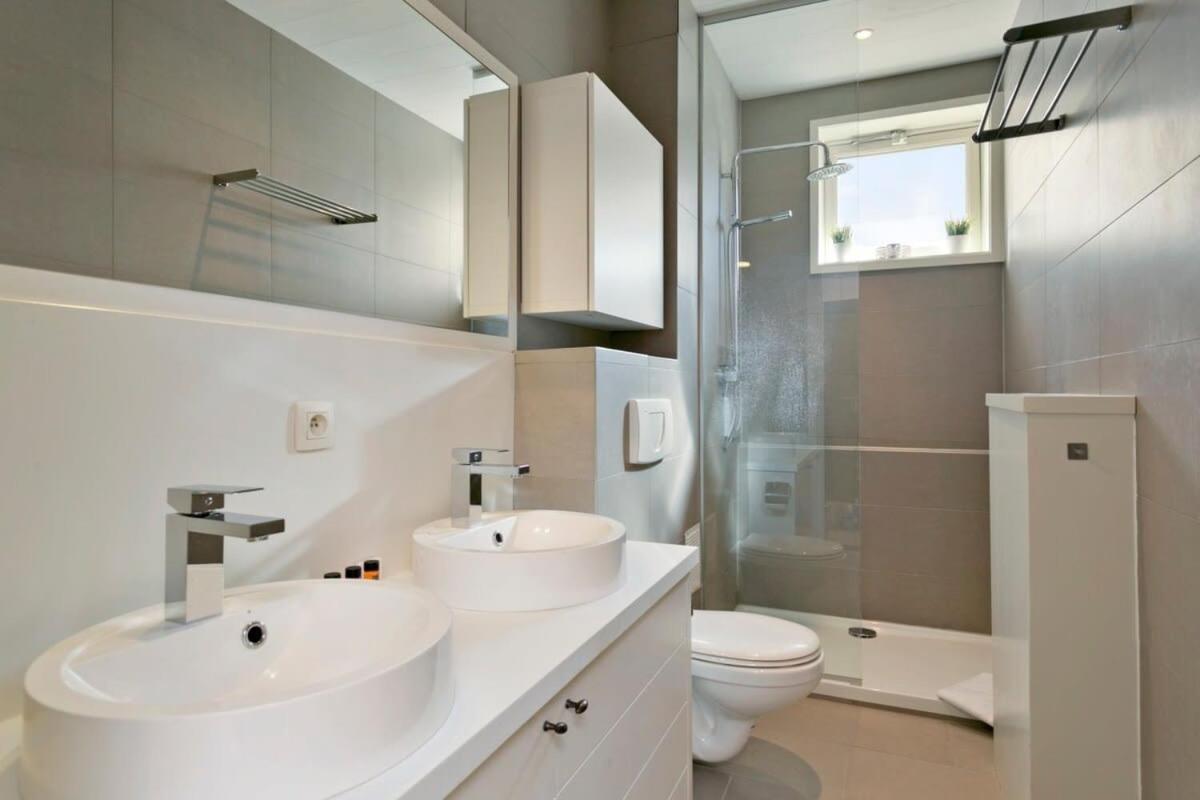Huswell - Stylish Apartment At The Zeedijk Of Knokke エクステリア 写真