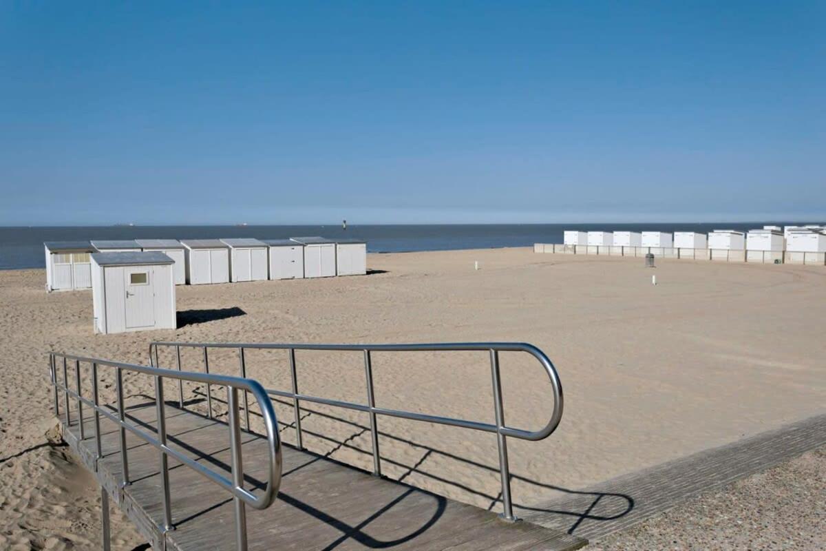 Huswell - Stylish Apartment At The Zeedijk Of Knokke エクステリア 写真