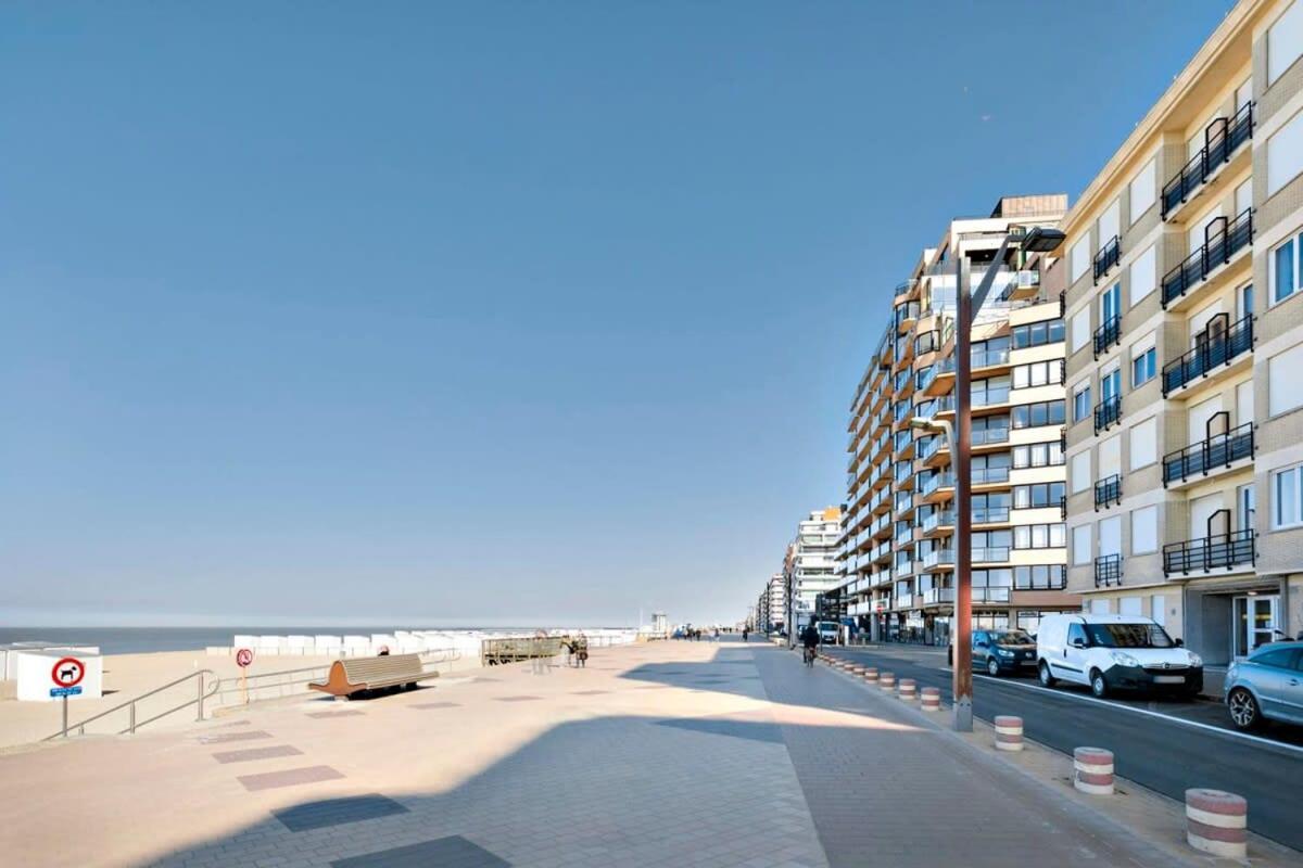 Huswell - Stylish Apartment At The Zeedijk Of Knokke エクステリア 写真